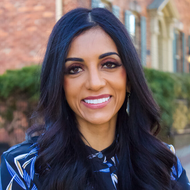 Anusha Headshot